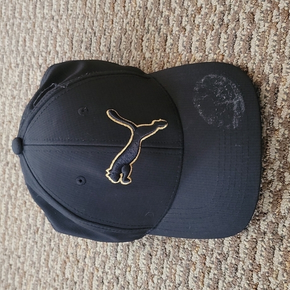 Puma Fitted Baseball Cap Size Small Black Embroidered - Picture 2 of 6